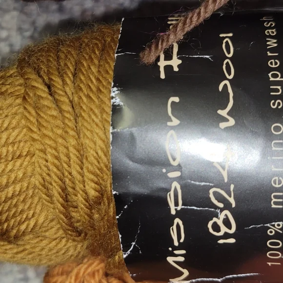 Assorted Wool Yarn Bundle - Brown and Orange Tones - Picture 11 of 11